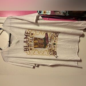 Nice t-shirt. Worn once. Nonsmoker house.